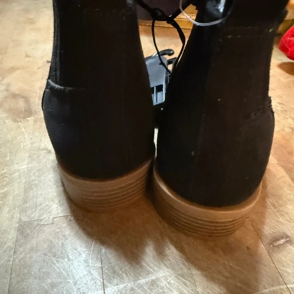 Black Suede Chelsea Ankle Boots Toddler Sz 10 Wonder Nation BRAND NEW